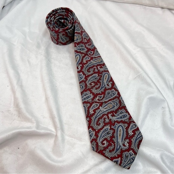 OSCAR DE LA RENTA Handsome Paisley Men’s Silk Tie - Picture 5 of 5